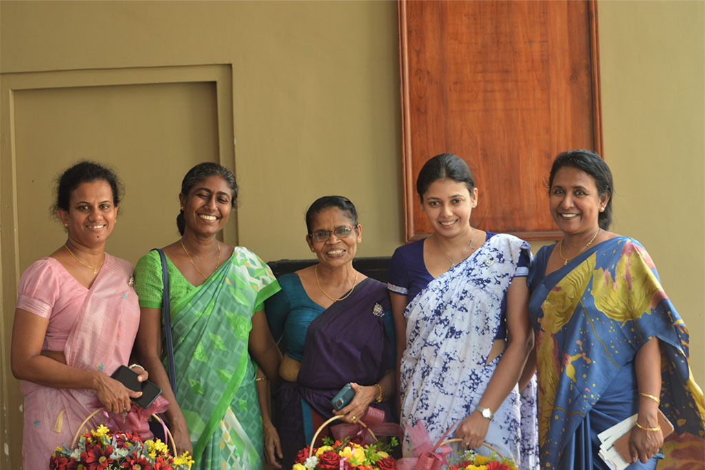Science Teachers farewell Sirimavo Bandaranaike Vidyalaya